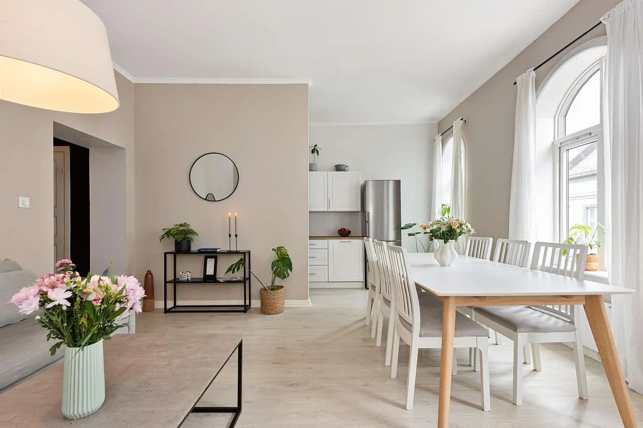 Window Tint for Home: Energy, Privacy, Style